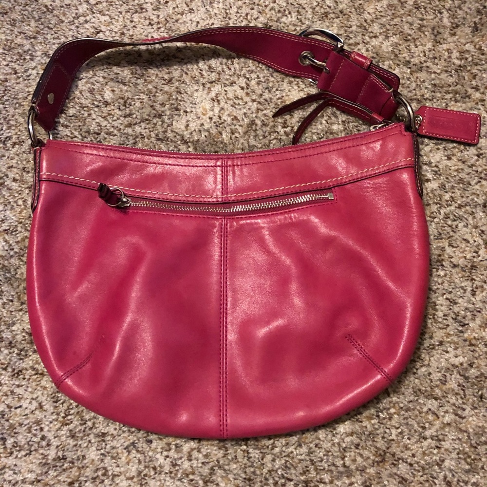 Cute Coach Handbag - Picture 2 of 7